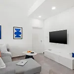 Theon Urban By Nomads Apartamento Paphos