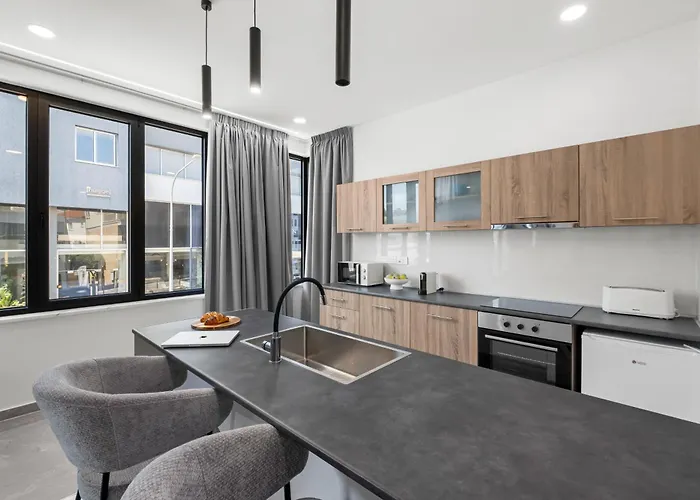 Theon Urban By Nomads Apartmán Paphos