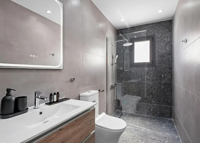 Apartmán Theon Urban By Nomads Paphos