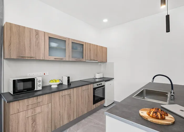 Theon Urban By Nomads Apartmán Paphos