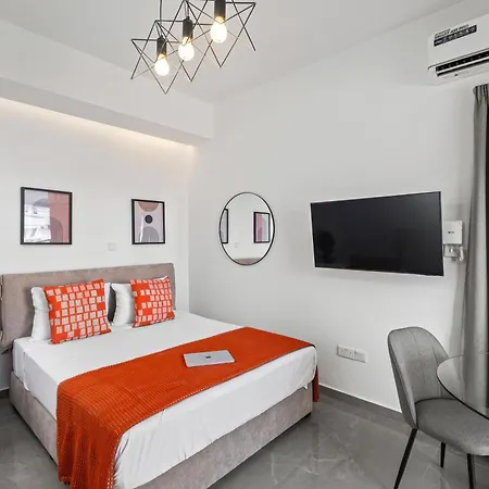 Theon Urban By Nomads * بافوس